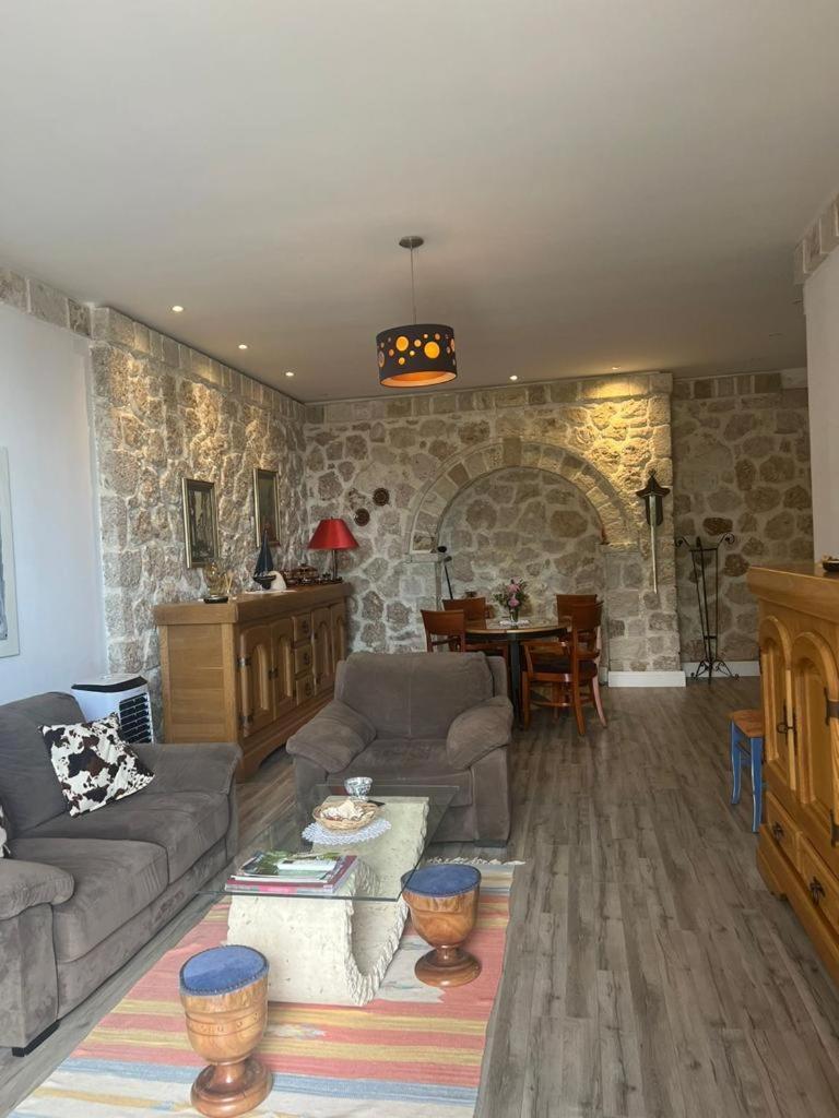 Rahoni Park & Suites Dhërmi 客房 照片