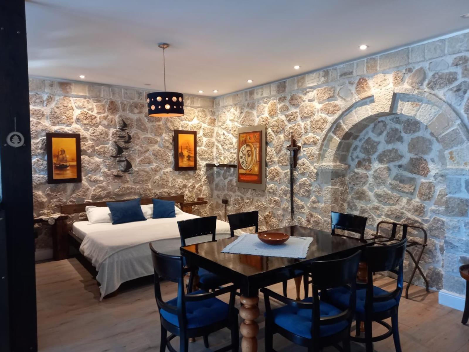 Rahoni Park & Suites Dhërmi 外观 照片