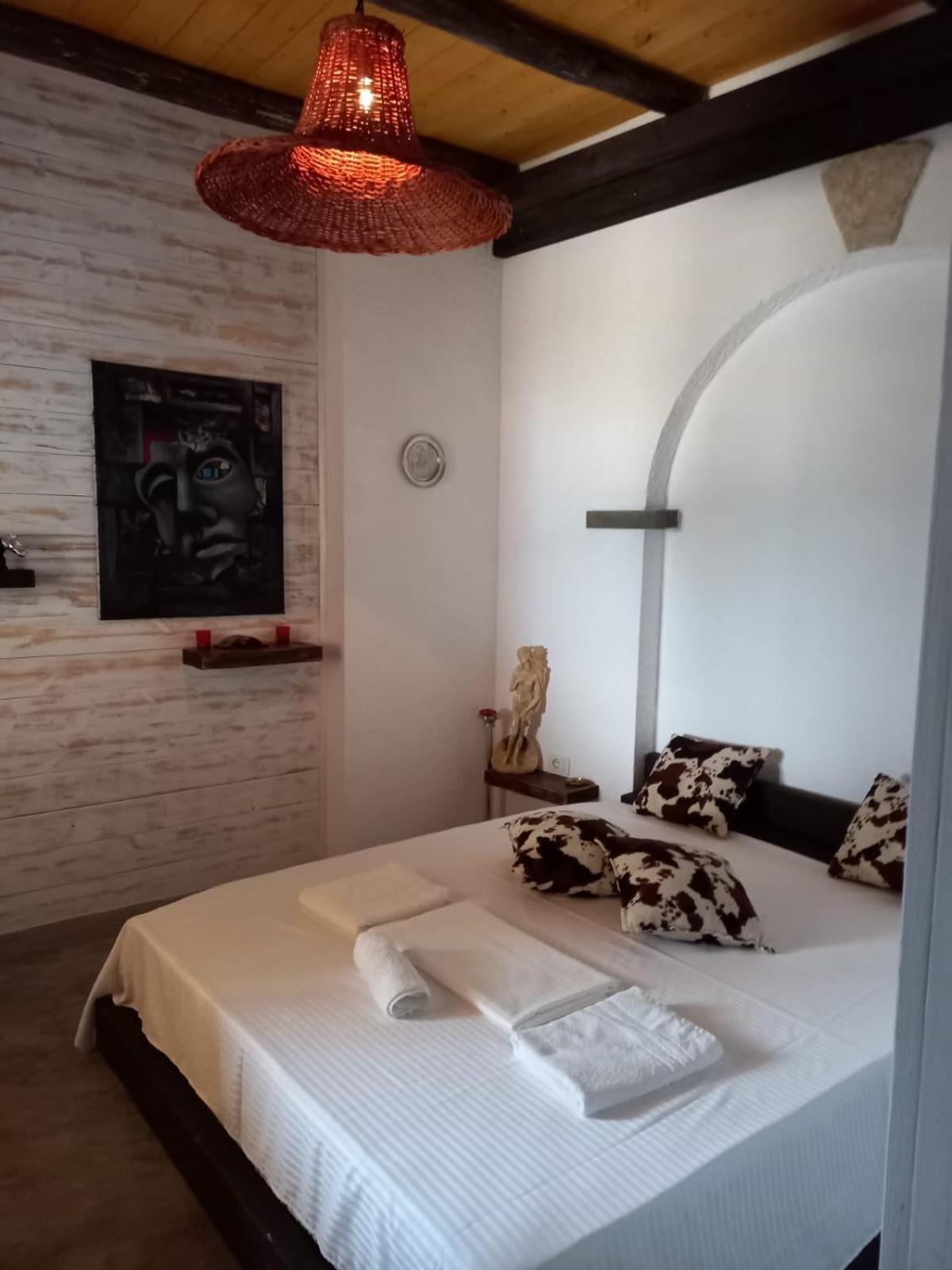 Rahoni Park & Suites Dhërmi 外观 照片